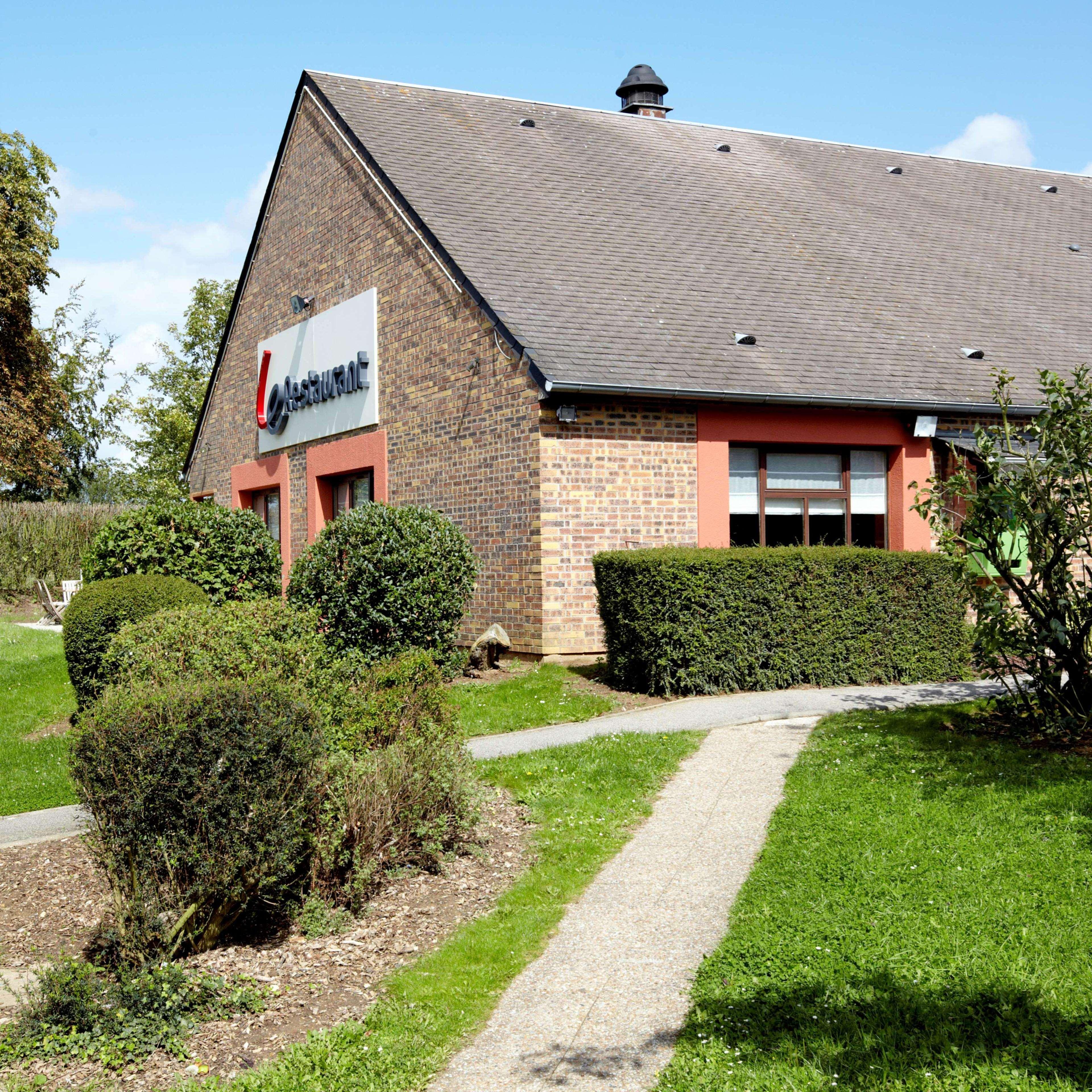 Hotel Campanile Rouen Nord - Mont-Saint-Aignan Zewnętrze zdjęcie