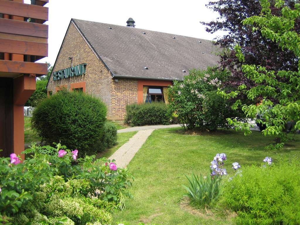 Hotel Campanile Rouen Nord - Mont-Saint-Aignan Zewnętrze zdjęcie