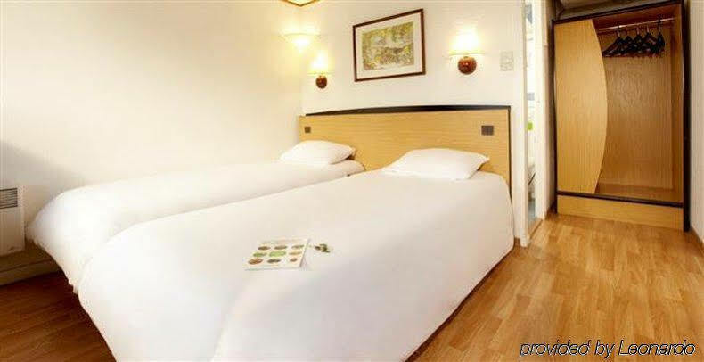 Hotel Campanile Rouen Nord - Mont-Saint-Aignan Zewnętrze zdjęcie